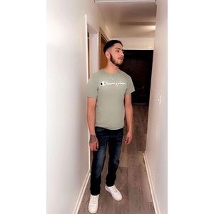 Meet your Posher, Alejandro